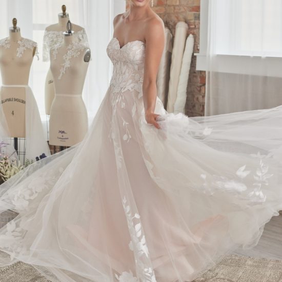 8 - Lynette - Taille 16