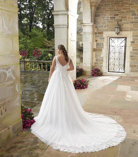 Style 3286 - 16W à 32W (plus size) - En boutique Mai 2026